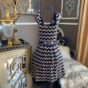 Candies Junior XS EUC Black & Gold Dress